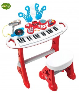 بيانو لتعليم الاطفال الموسيقي مع الكثير من الخصائص